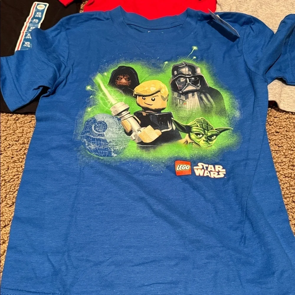 Gap boys and Circo bundle if 4 short sleeved tshirts XS (4-5) Star Wars & solids